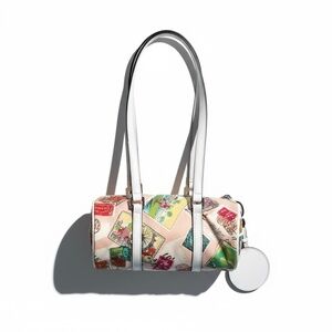 Vintage travel postcard barrel bag wit patent leather straps